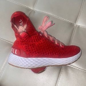Nobull red knit runners women’s Us 7 excellent condition